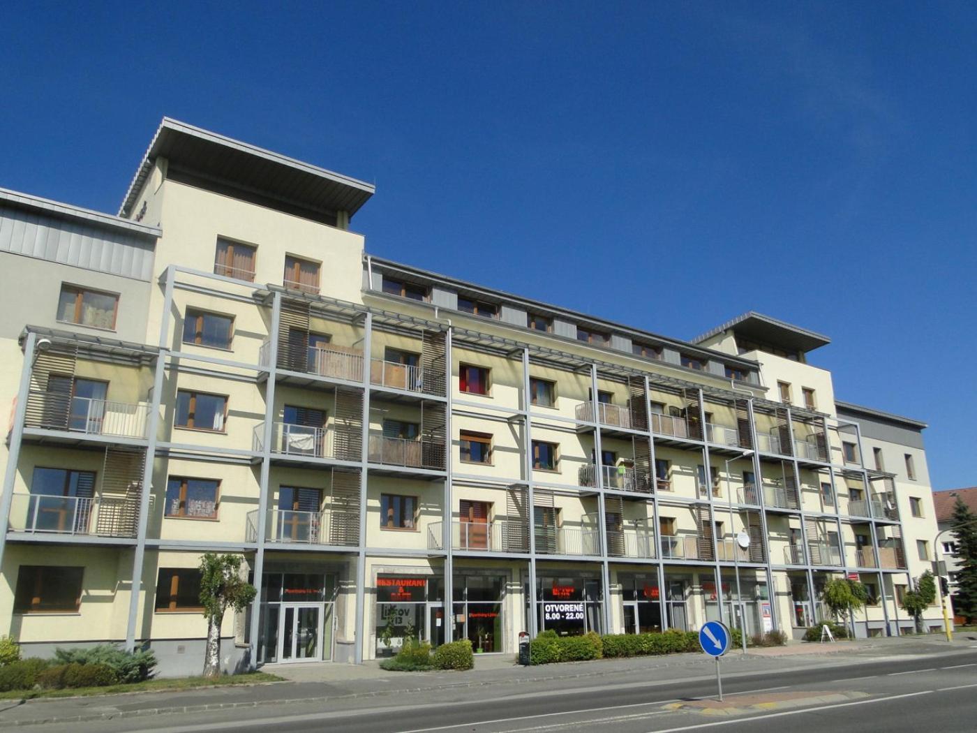 2 Room Apartment With Terrace 455, Apartmany Liptov Liptovský Mikuláš エクステリア 写真